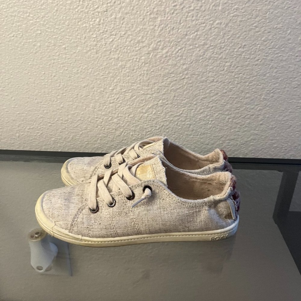 Roxy shoes size 5